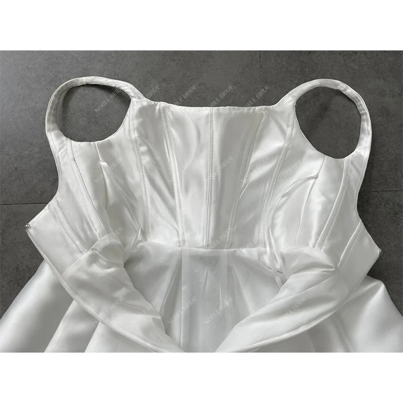 Manufacturer Women Short Lover Forever Satin Wedding Dress Designer Bridal Mikado Beach Gown Elegant with Puffy Lantern Sleeves