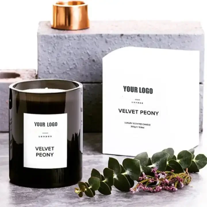 Exquisite Handmade Glass Bottle with Luxury Aromatherapy Soy Candle Scented Coconut and Heart Shapes New and Luxurious Gift