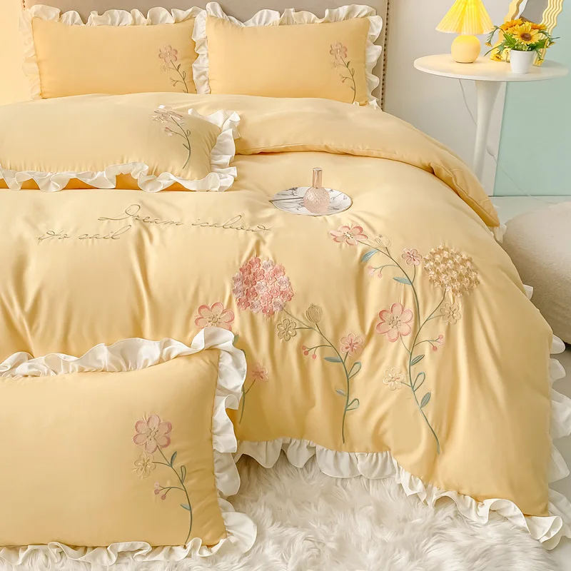 Sunny Textile Four-pieces Washed Cotton Duvet Cover Set Cotton Embroidery Bedding Set