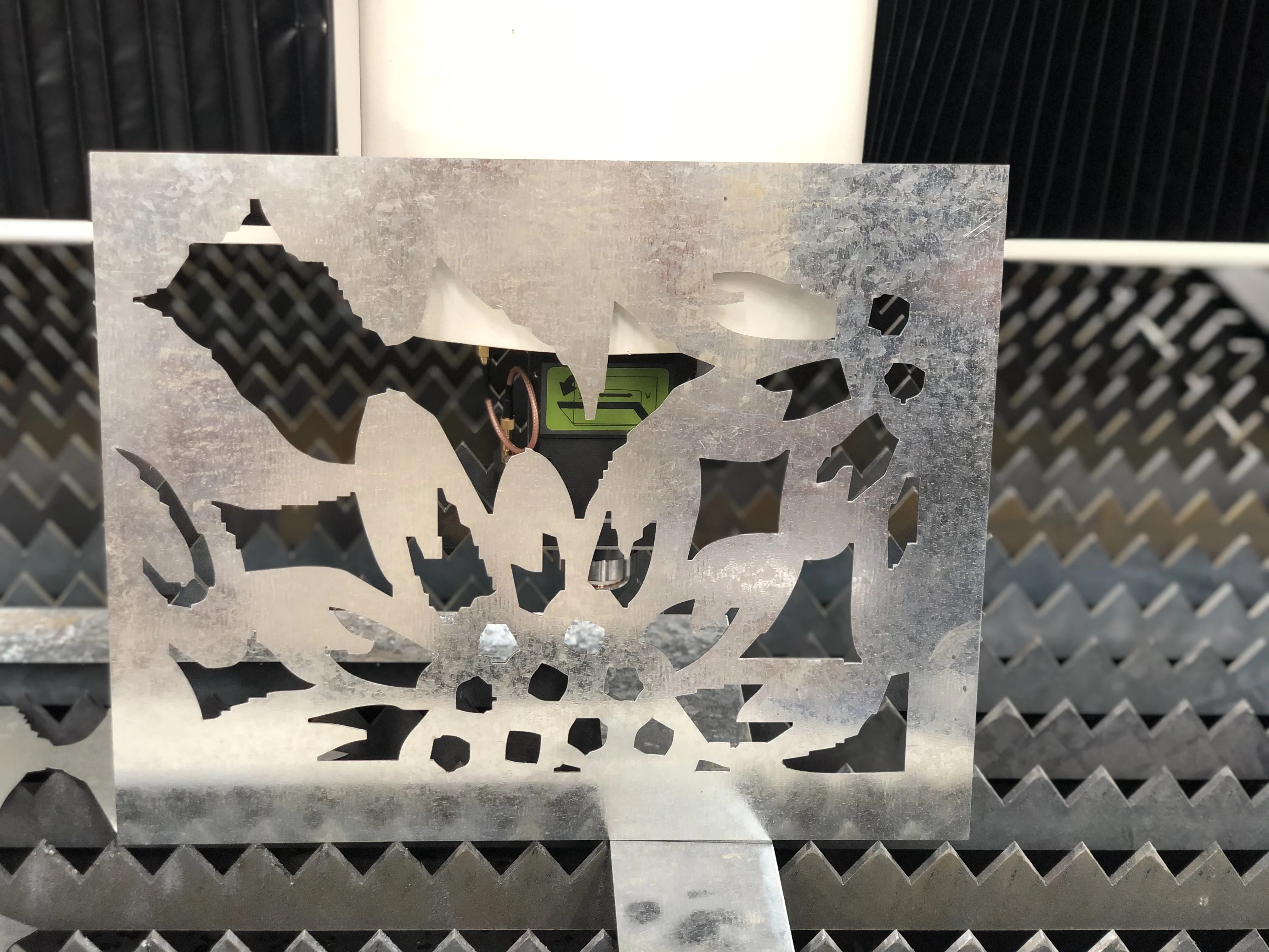 6015 Hot selling high power fiber2kw  3000w metal fast cutting machine fiber laser cutting machine 4kw 6000w