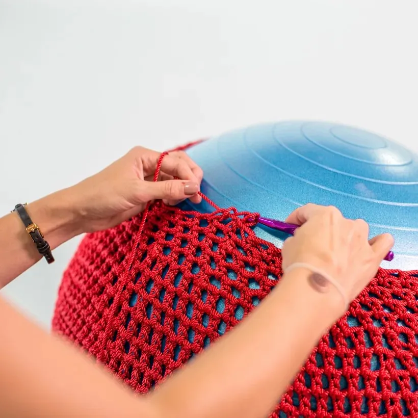 Handmade rope nets woven swing with soft ball