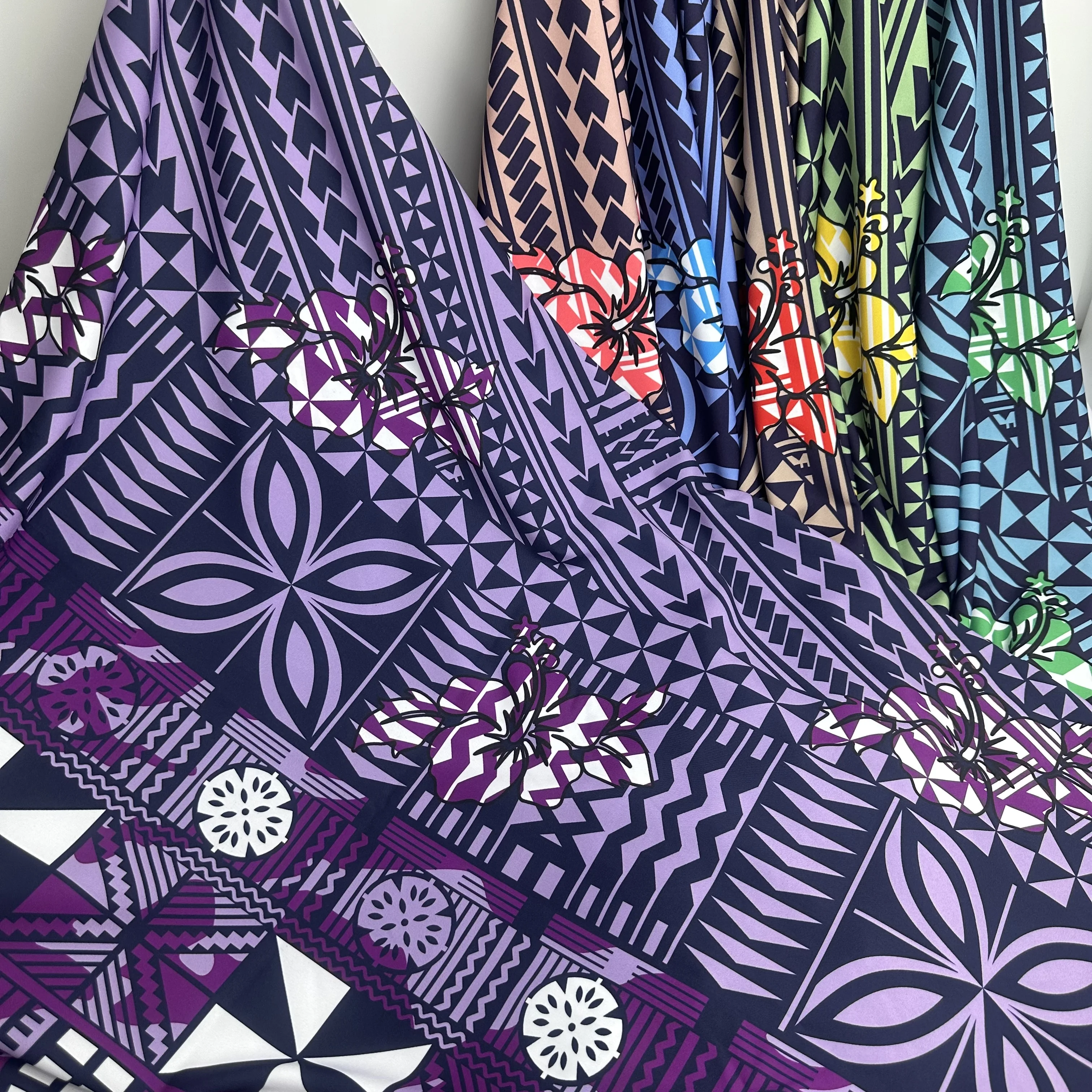 HL Tropical Traditional Prints Print Materials Vintage Leaves Bracelets Hawaiian Fabrics Wholesale