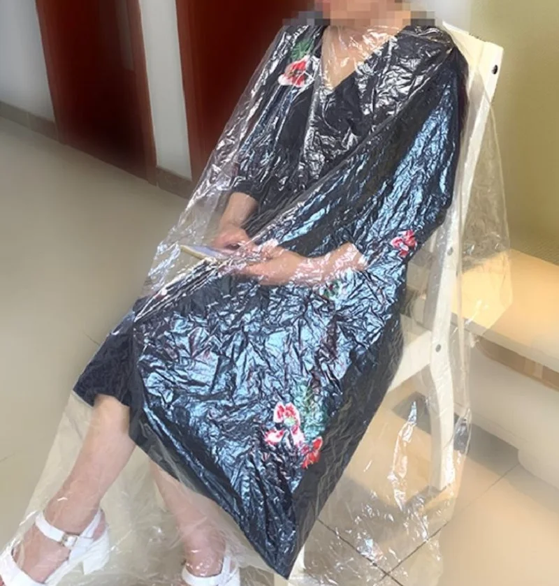 Plastic Hairdressing PE Cutting Disposable Hair Barber Salon Cape Apron