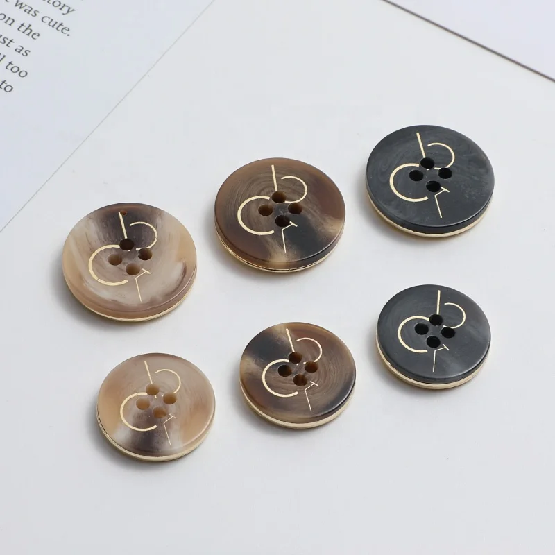 New Designs Resin Metal Combined 4 Holes Embellishments Gold Sweater Blazer Overcoat Fancy Button Wholesale
