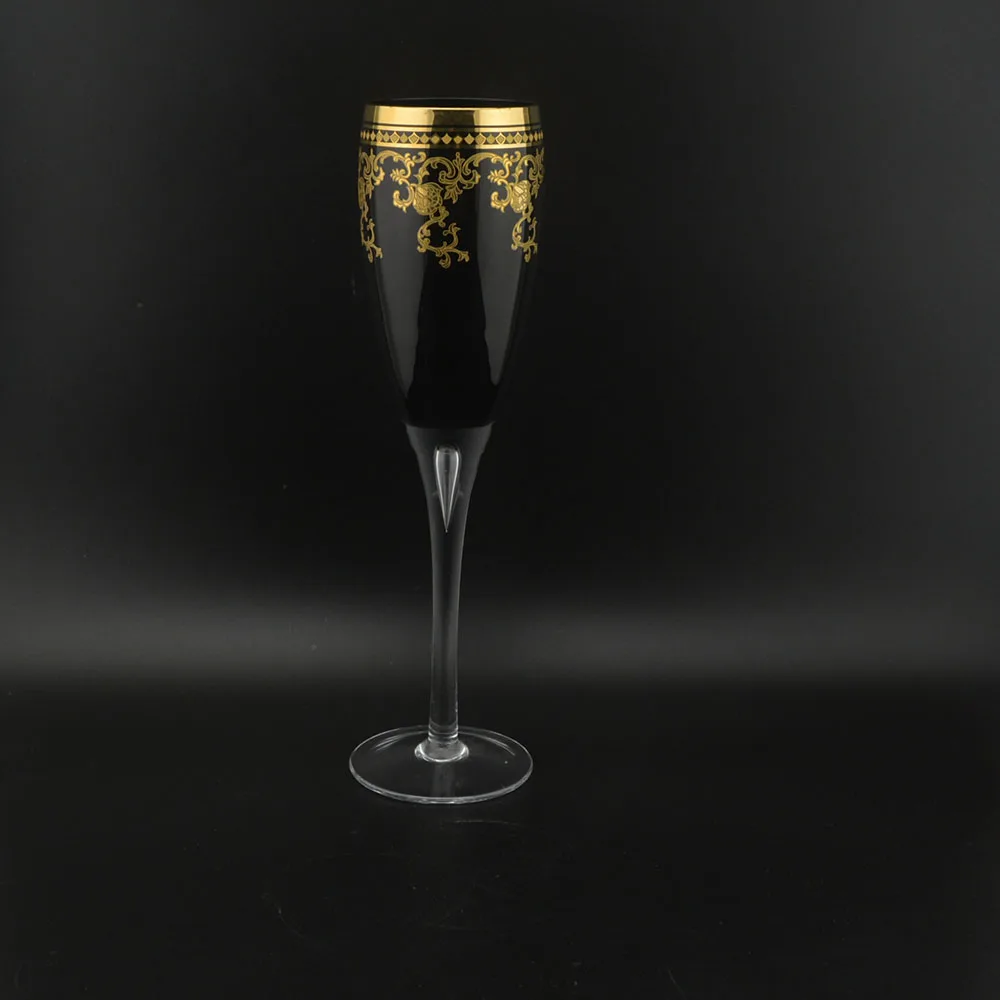 Custom hand blown luxury glass wine glass goblet with gold rim decoration
