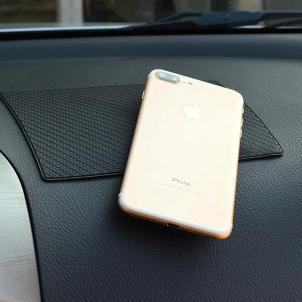 
Factory Direct Customized Eco-Friendly Plastic Carbon Fiber-like Car Non Slip Mat 