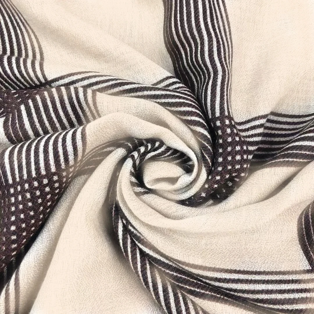 2022 Wholesale Custom Ladies Big Plaid Scarves Shawls Women Printed Scarf