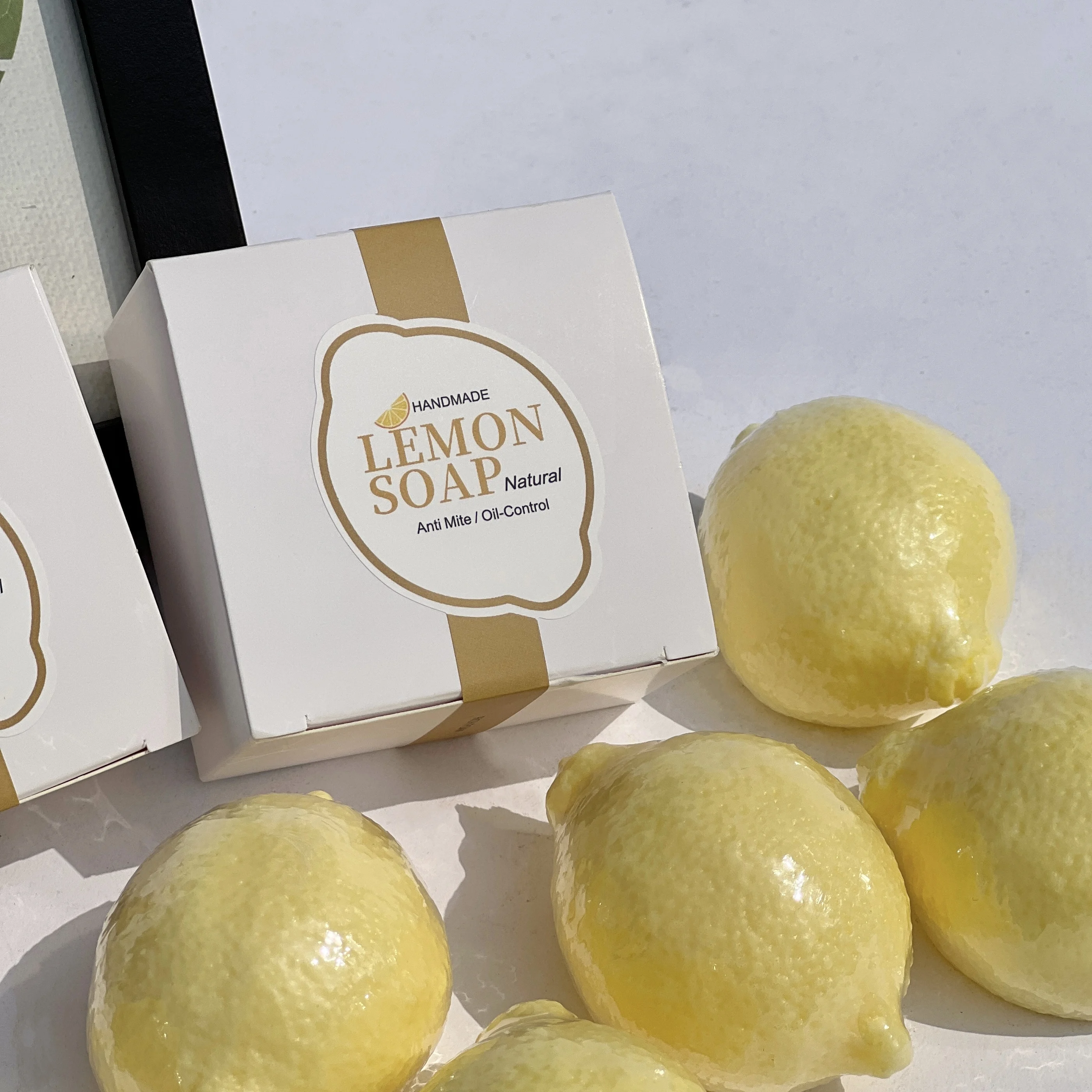 Wholesale Natural Organic Skin Whitening Good Smell Yellow Lemon Hand Made Soap