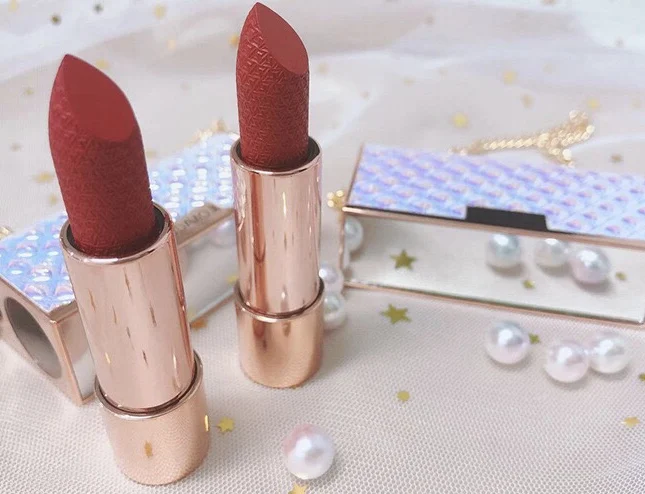 
Chain Bag Shape Smooth Moisturize Non-stick Cup Non-dry Waterproof Sweat-proof Lipsticks 