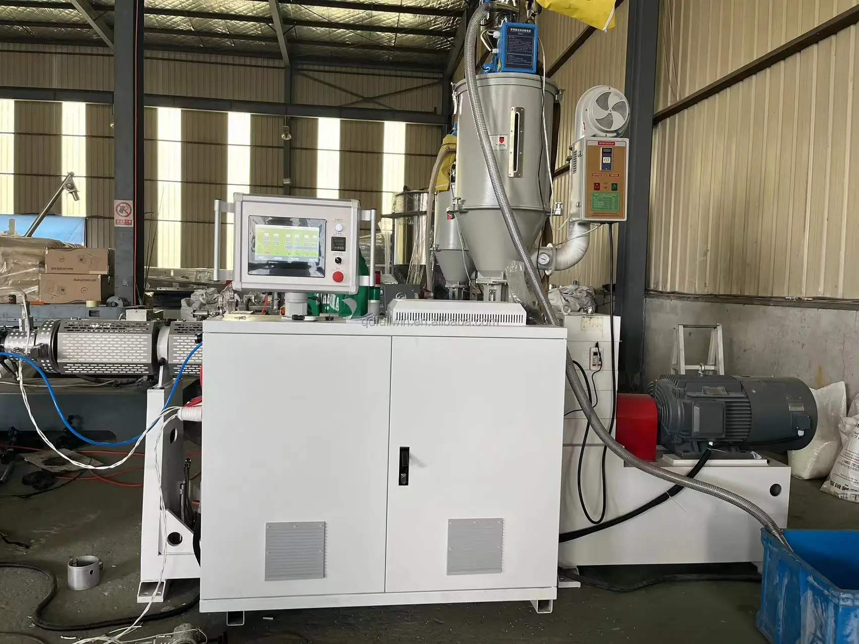 Plastic Electric Wire Sheath Pipe Production Line Corrugated Extrusion