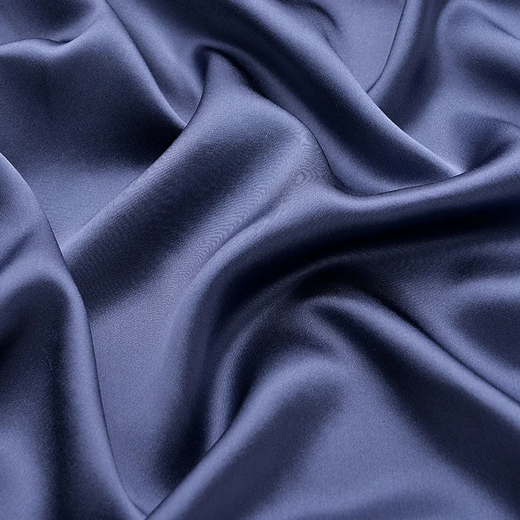 
Оптовая торговля Тяжелая шелковая ткань не легко мнется утолщенная тяжелая атласная итальянская настоящая шелковая ткань 30 momme 