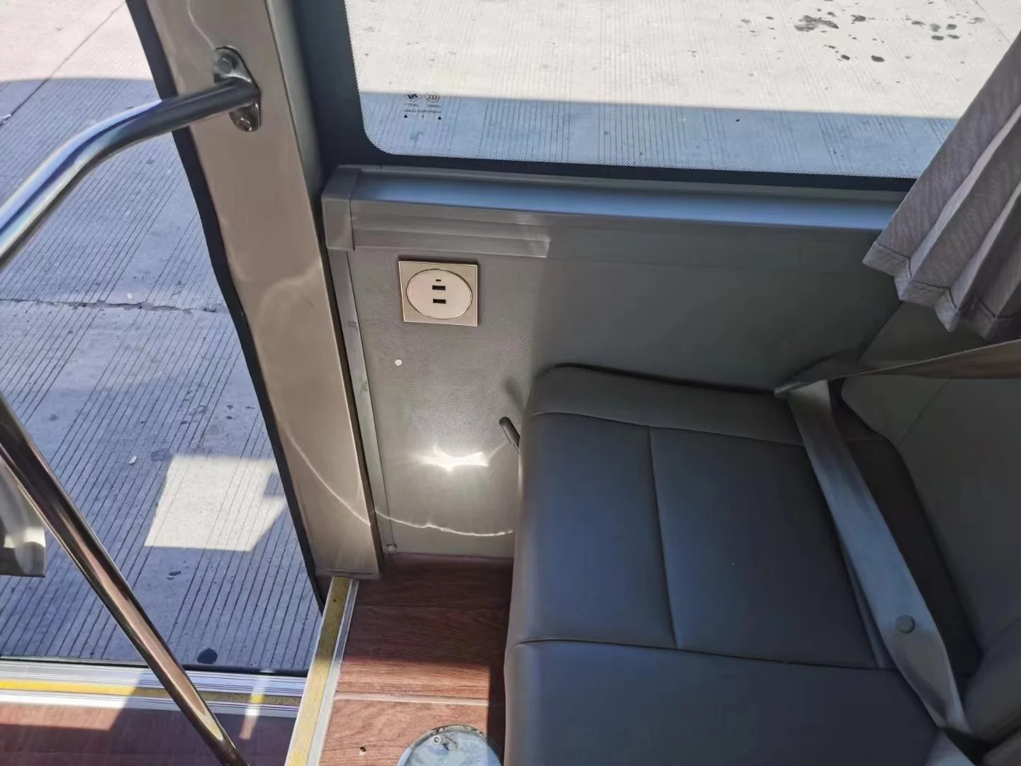 Jingma JMV6772CF Used coach