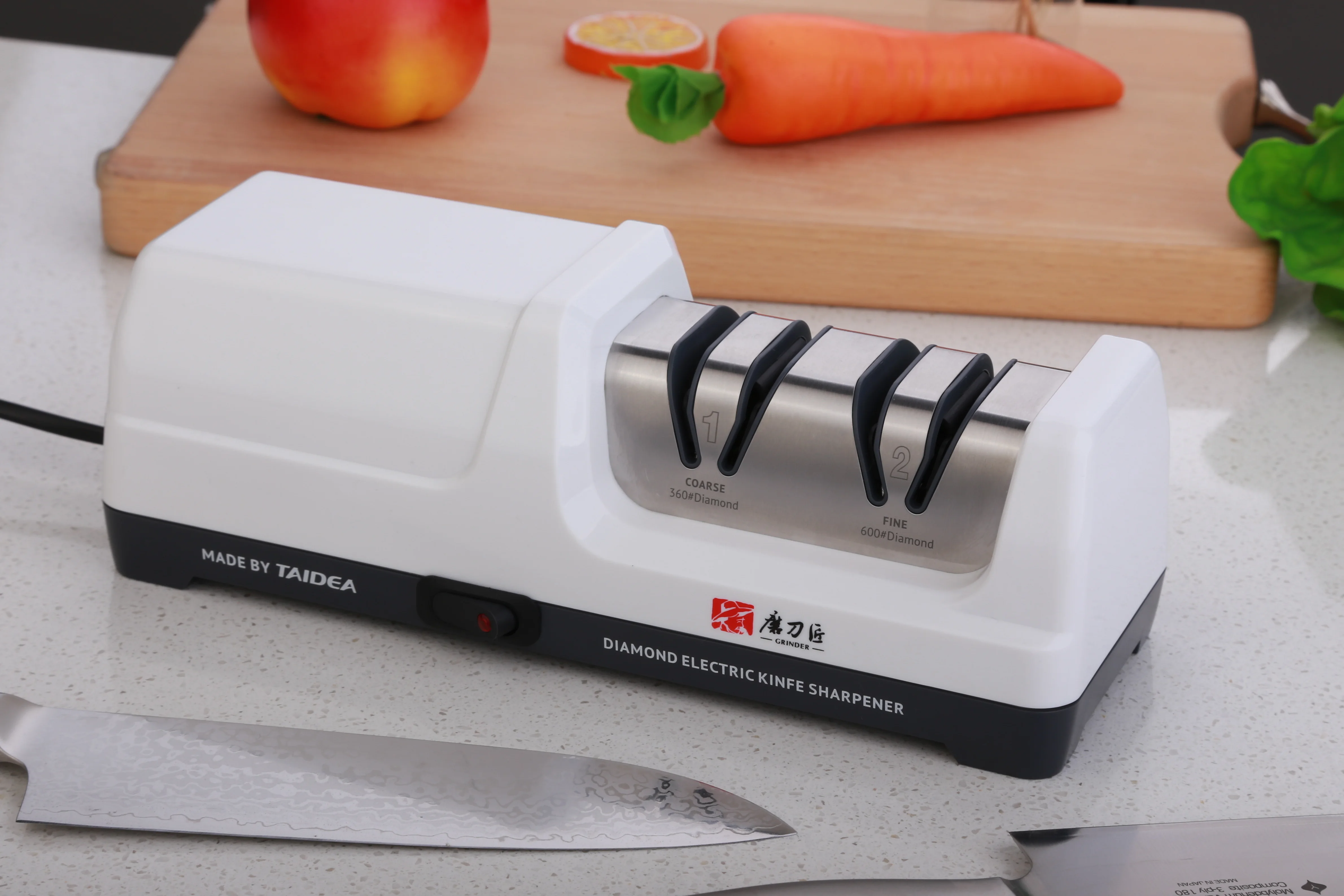 TAIDEA Smart Gadgets  Kitchen Ware Top Level TG2201 2 Stages Electric Diamond Steel Kitchen Knife Sharpener