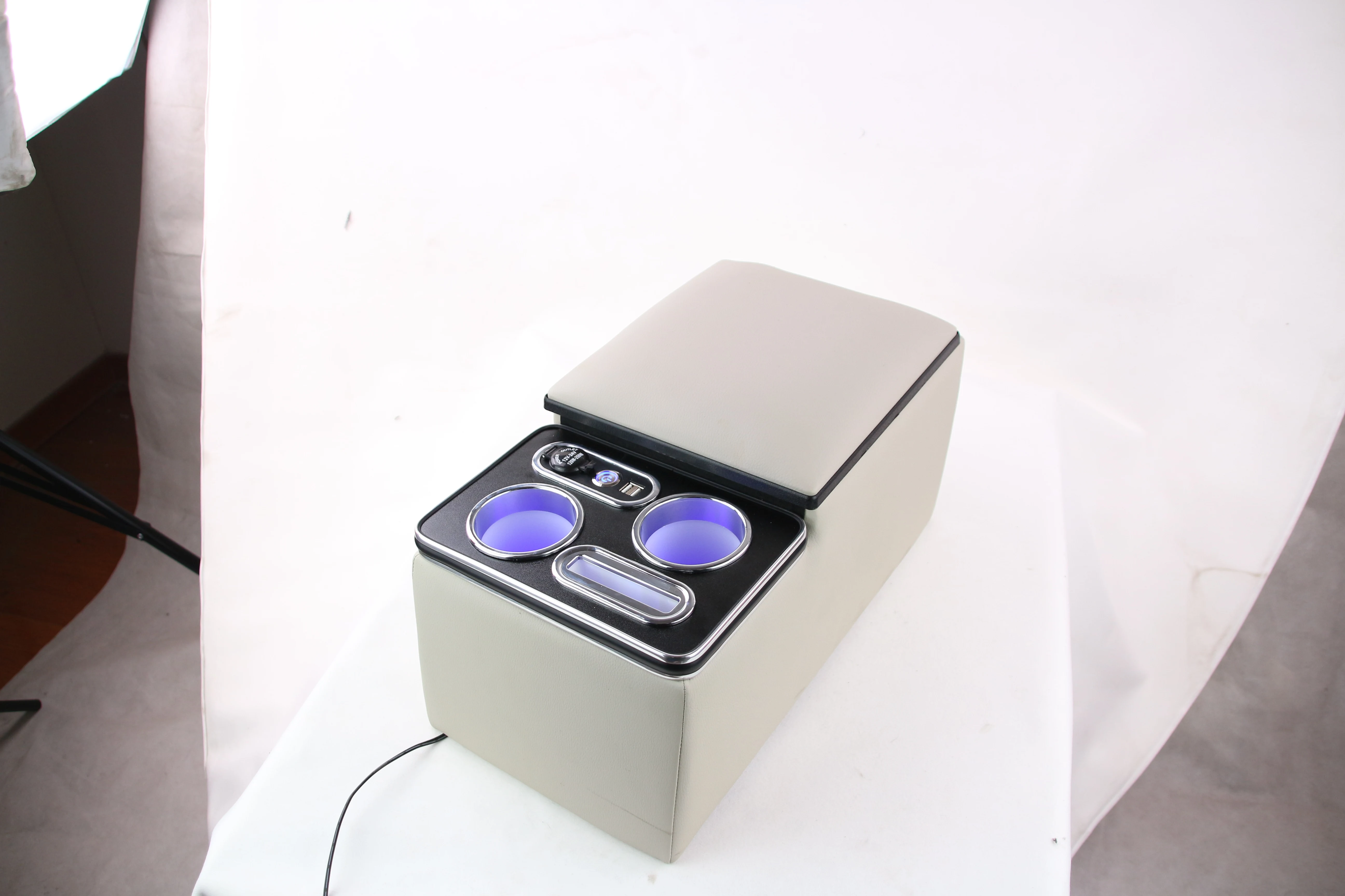 Can be wholesale and customized General car backseat central storage box water cup holder multifunctional armrest box