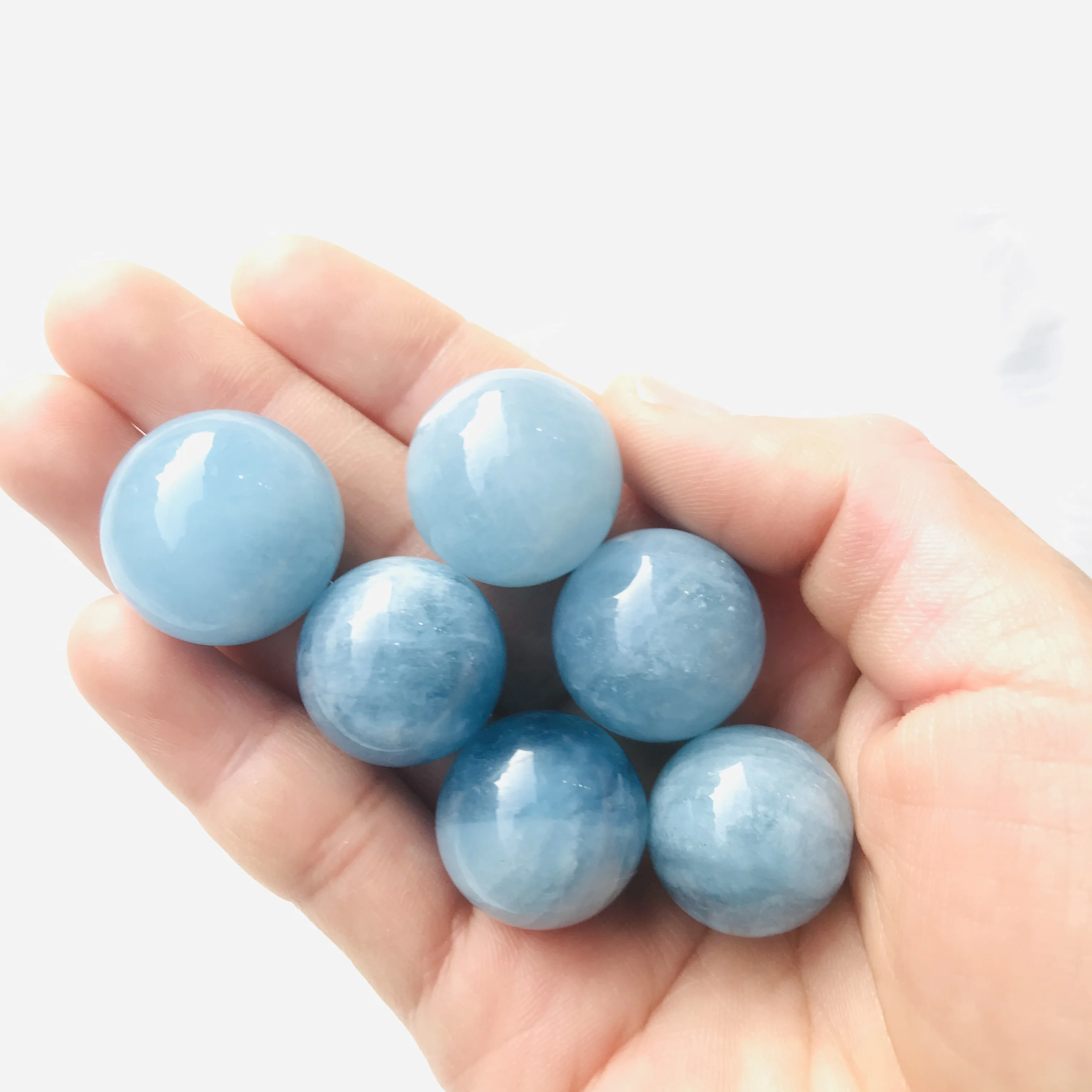 Wholesale Natural high quality quartz Ball Reiki Aquamarine Crystal Ball for decoration