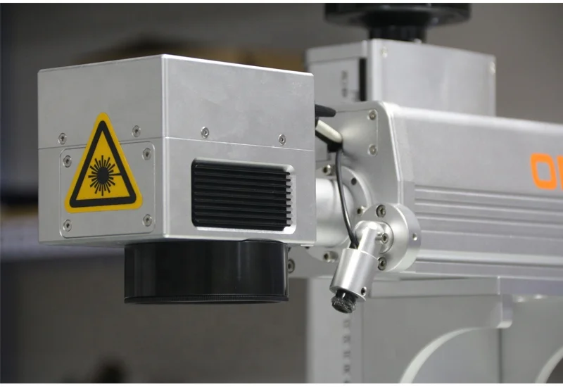 Easy Operate 20W 30W 50W Deep Engraving Ezcad Software Fiber Laser Marking Machine With Rotary Motor