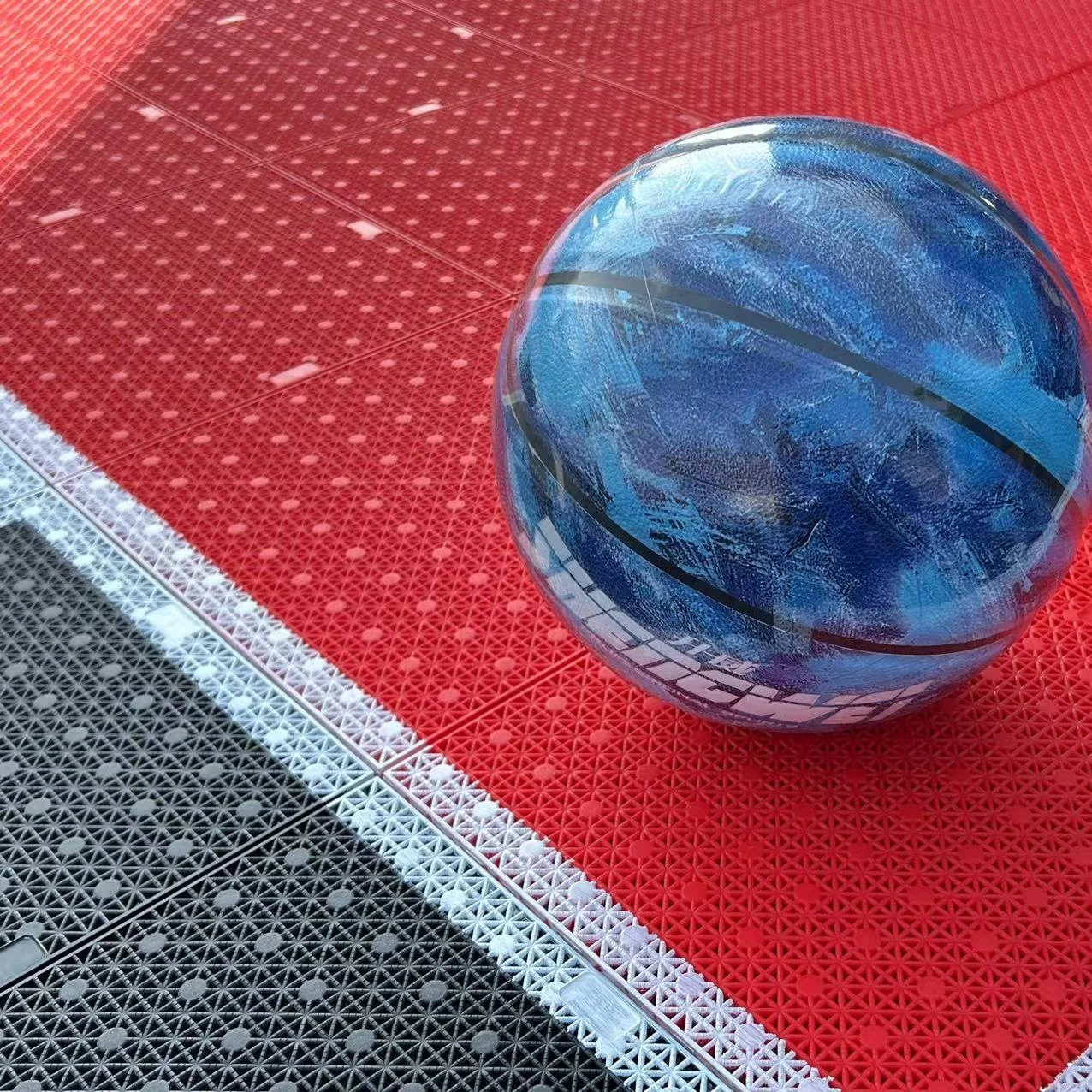 Factory price private mold Outdoor Waterproof Anti-Slip cushioned removable professional outdoor basketball court tiles