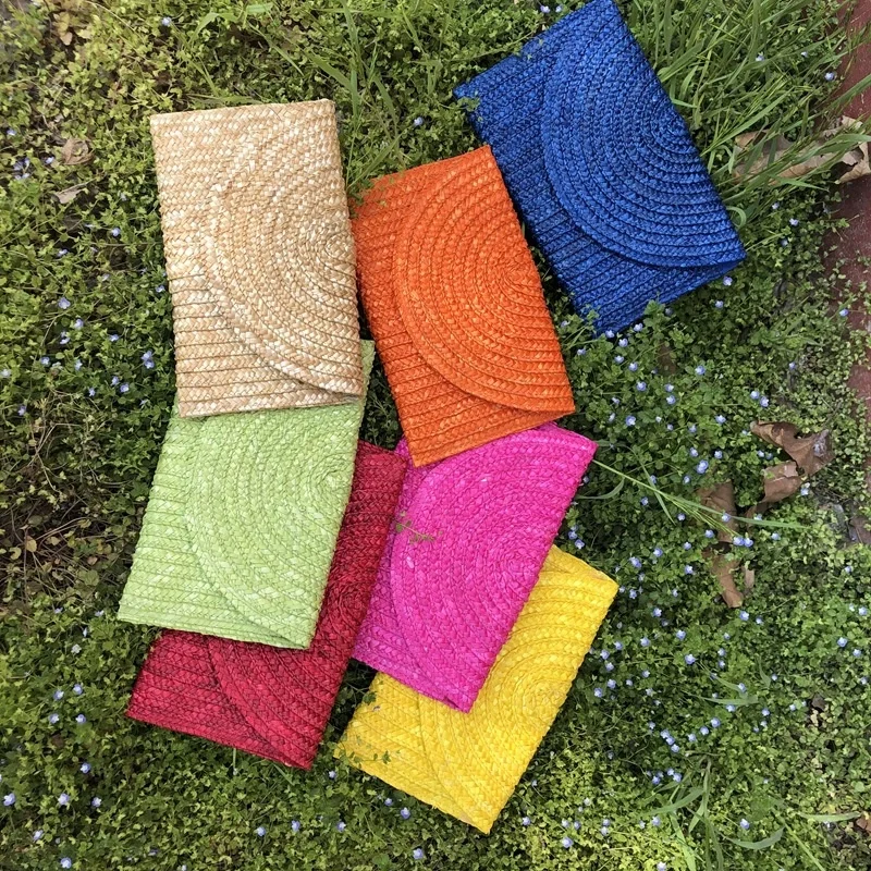 2020 NY wholesale women handmade beach travel shopping dyeing color wheat straw pompoms tassel handbags summer straw clutch bag