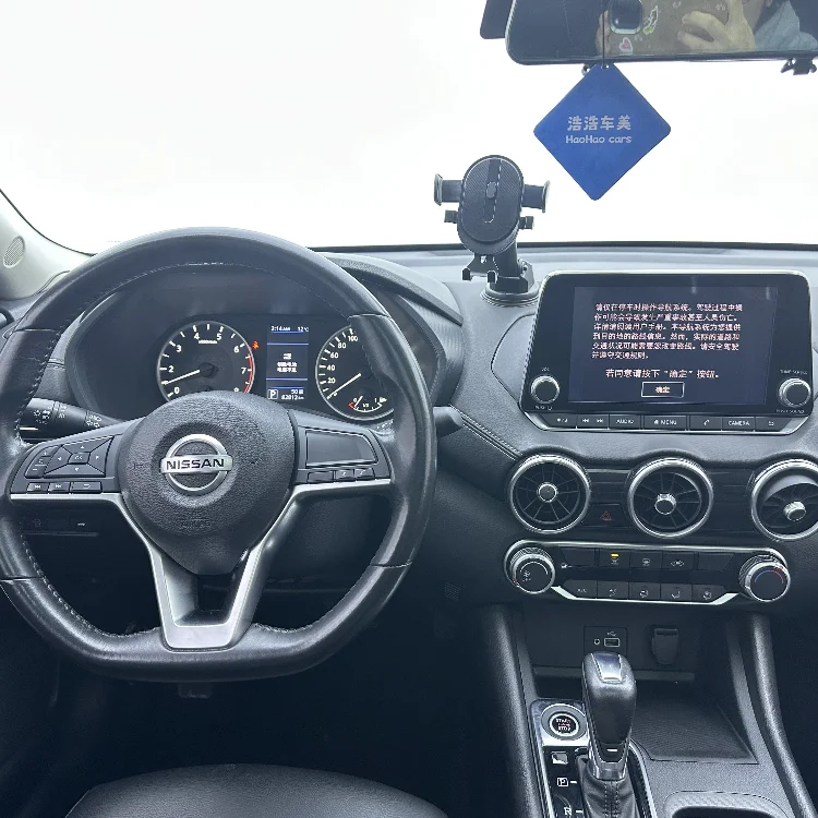 В наличии подержанные автомобили Nissan Sylphy 2020 1.6L XL CVT дешевые