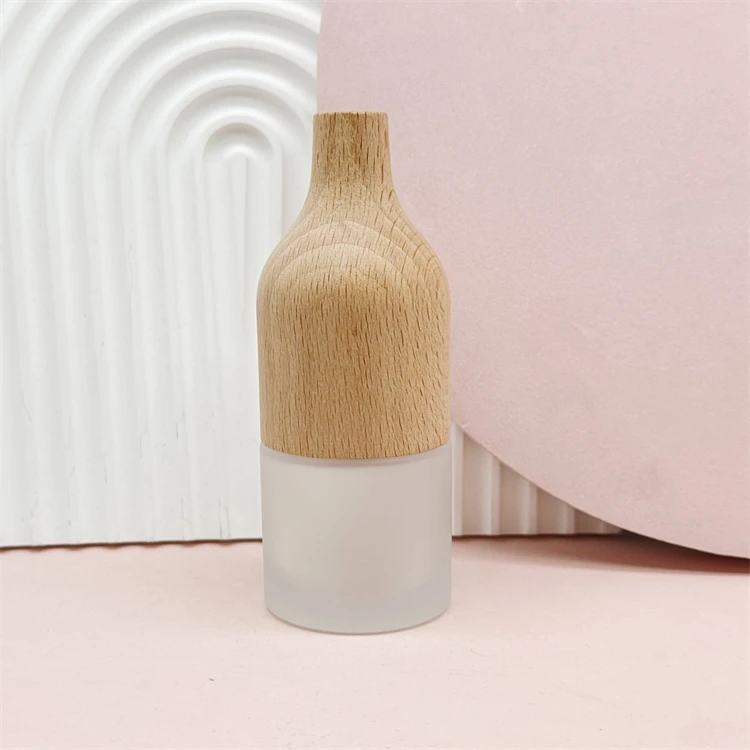 30ml Frosted home use gift reed diffuser bottle with wooden cap cover