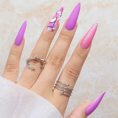 New Fashion Nude Color Nails Decorated with Silver Glitter Handmade Salon False Nails Luxury Diamond False Artificial Fingernail