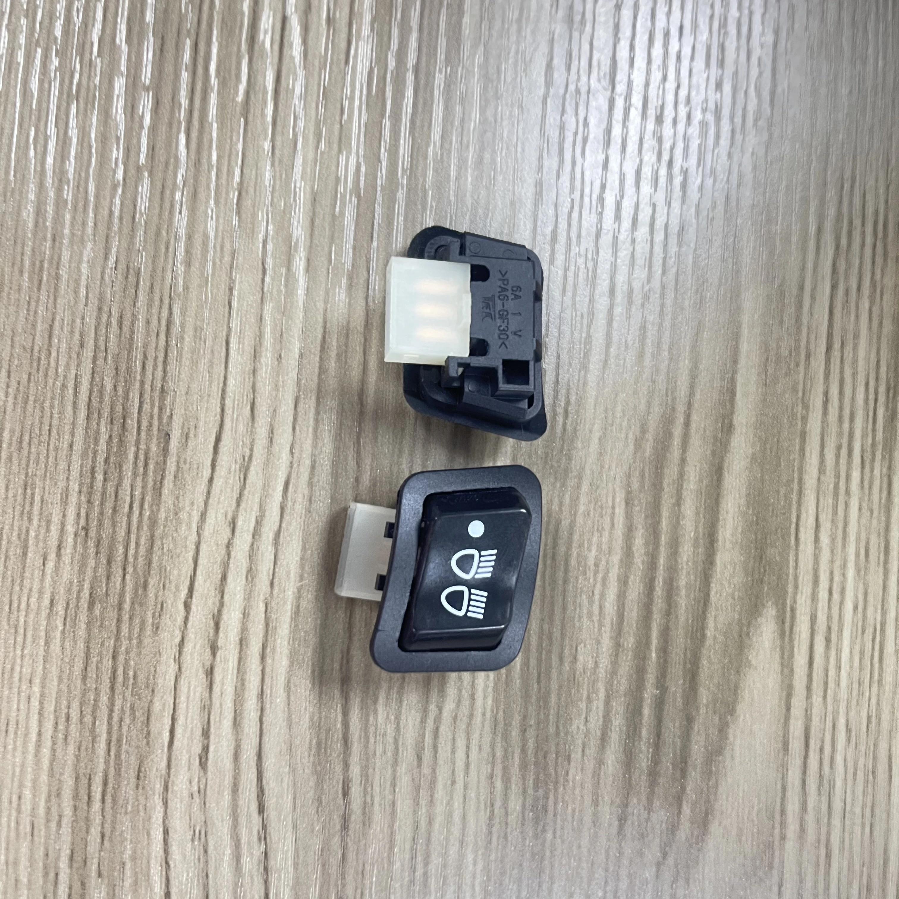 Motorcycle handlebar switch start turn signal light headlight push button REVO ABS/BEAT