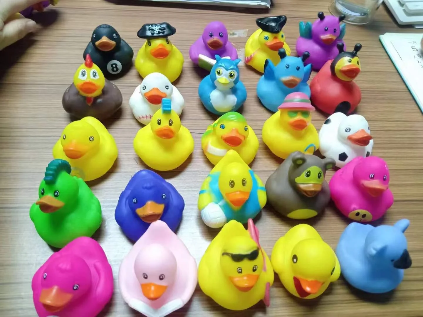 kids bath toy floating rubber ducks bulk assorted styles yellow rubber duckies wholesale