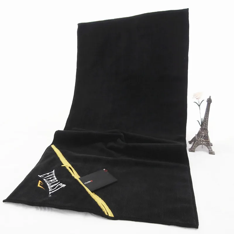 High Quality Outdoor Gym Towel Custom Pattern Sweat Absorbent Towel Microfiber Sports Towel with Zipper
