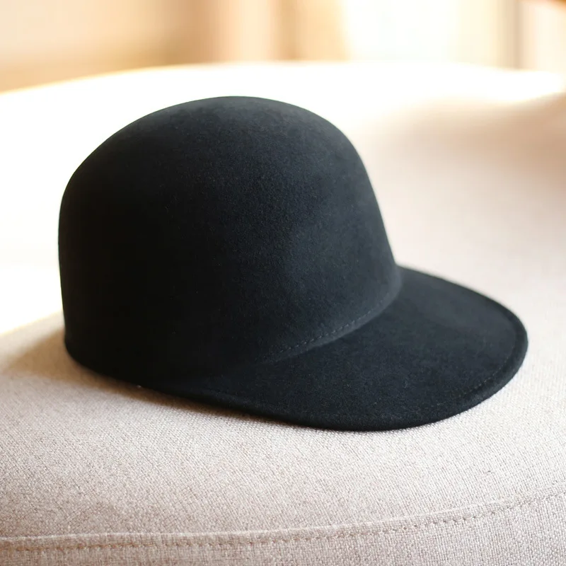 Equestrian cap Helmut Summer Panama Hat Sun Paper Straw Beach Fedora Hat Men Women Suede Fabric Fedora Caps Classical Panama Hat