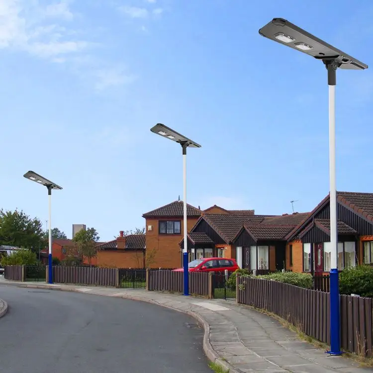 New Product Aluminum Outdoor Rainproof Ip66 80W 100W High Lumen All In One Solar Road Lamp