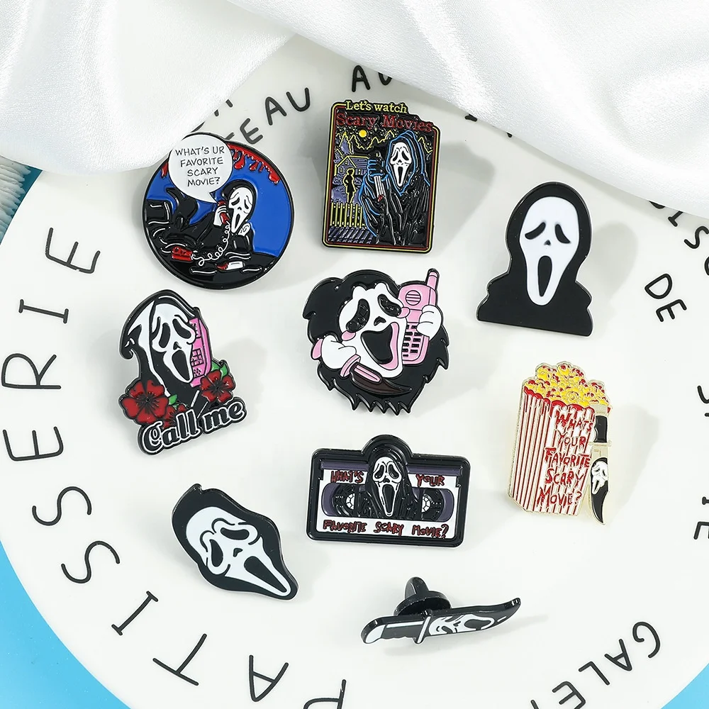 Brooch Halloween Ornaments Punk Badge Pin Wholesale Metal Series Alloy De Metal Dark Skull Sports Lapel Pins Pin Art in Stock