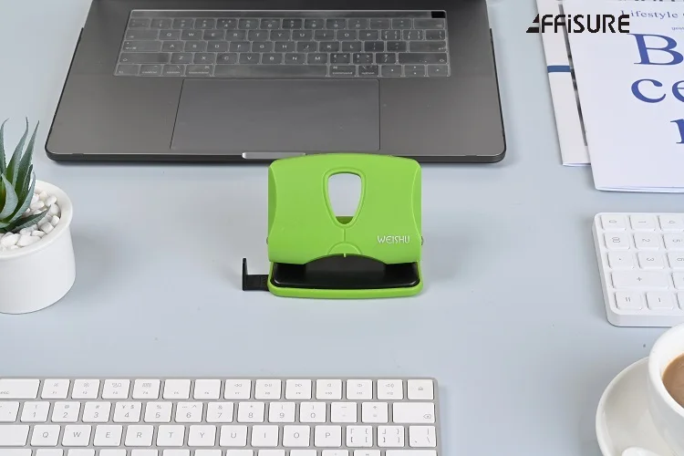 Factory Direct Wholesale Sales Standard 20 Sheets Punching Paper Hole Puncher