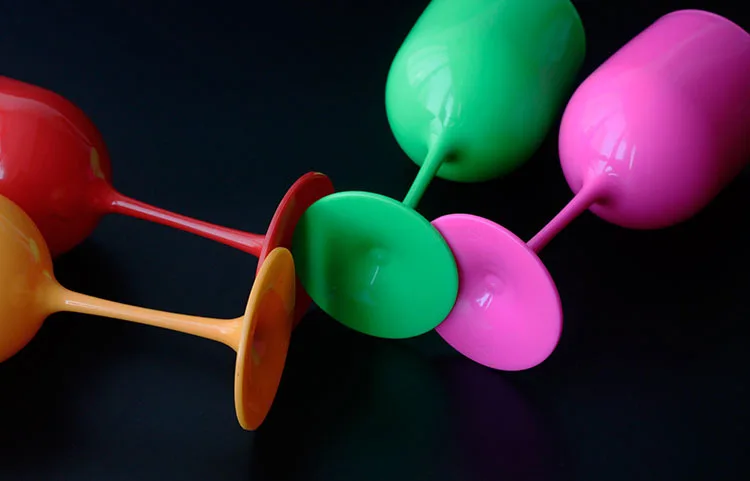Wholesale Thickened Plastic White 16oz Colorful Wine Goblet High-stemmed Champagne Cup for Bar Party