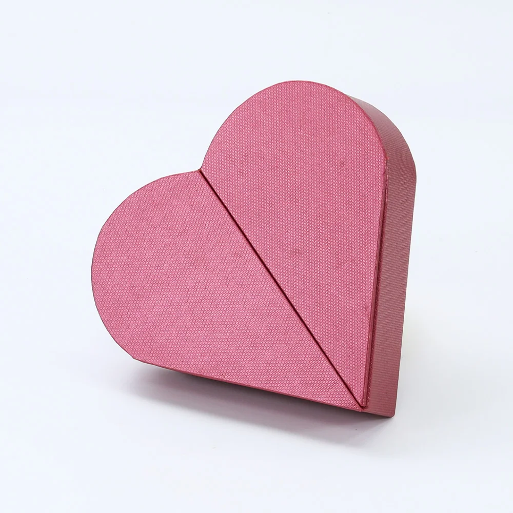 Heart Shaped Paper Box Valentines Red Extra Large Luxury Gift Boxes with Magnetic Closure for Christmas Wedding Gift Chocolate