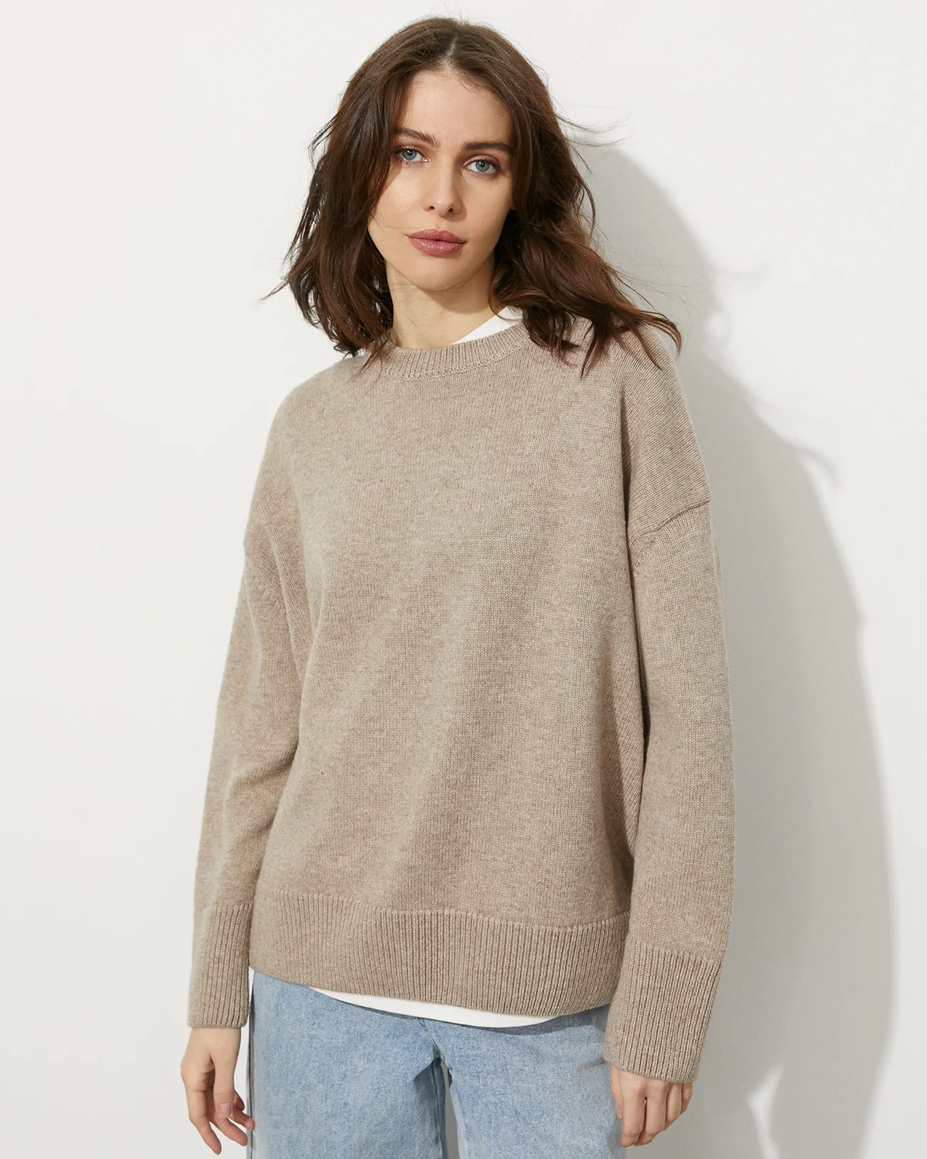 Supplier Custom Wholesale Russia Crewneck Sweater Ladies Pullover Knitwear Winter Loose Crew Neck Knit Sweater Women