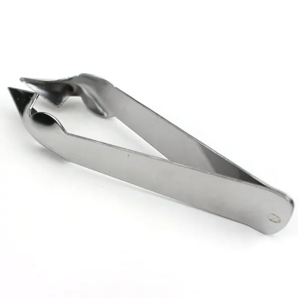 Kitchen Accessories Gadgets Silver Stainless Steel Fruit Parer Cutter Tools Pineapple Seed Clip Slicers Knife