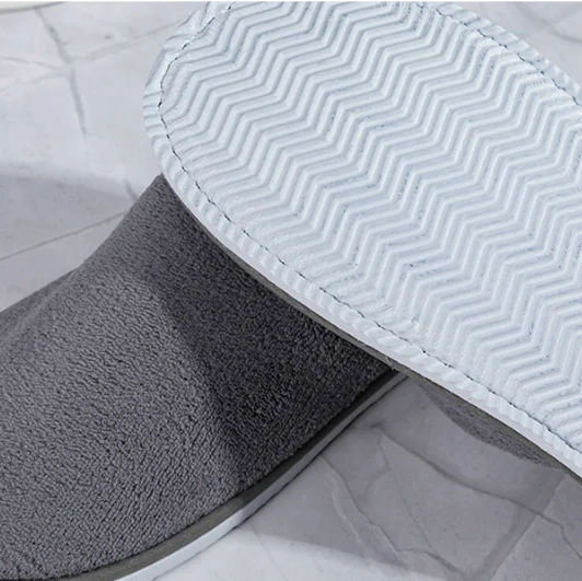 The most popular good-looking soft touch anti-fade non-slip anti-static personalized hotel slippers with logo