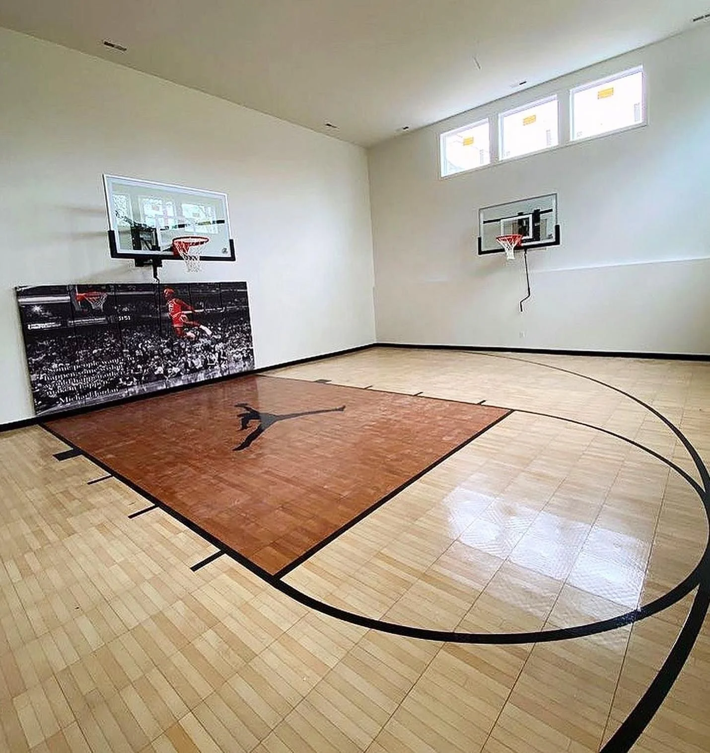 Wanhe Private design high quality 12 in. W x 12 in. Light  Maple wood like basketball court flooring