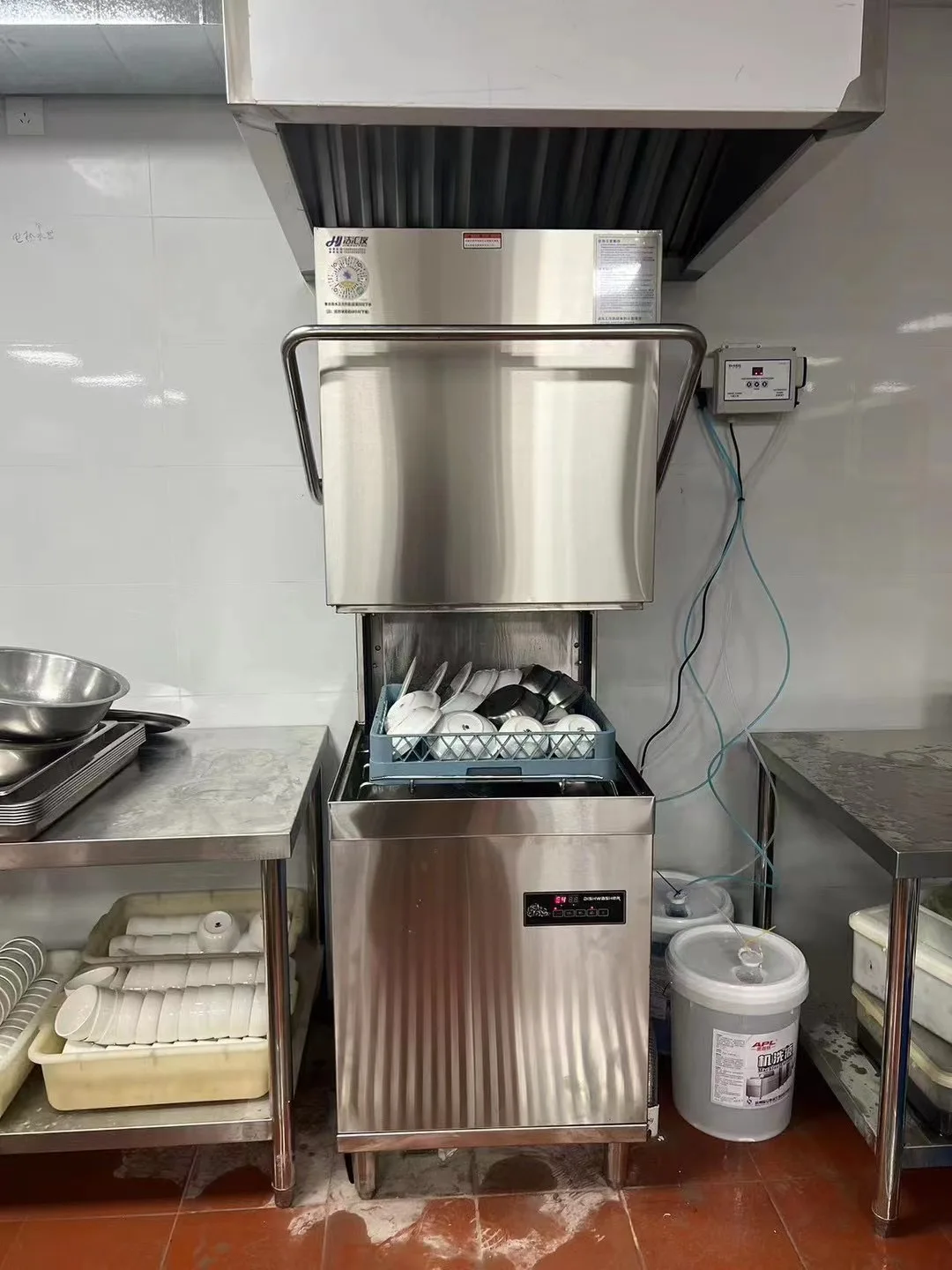 High Quality Commercial Dishwasher for Restaurants Hot Sale Commercial Dishwashers for Restaurant Use