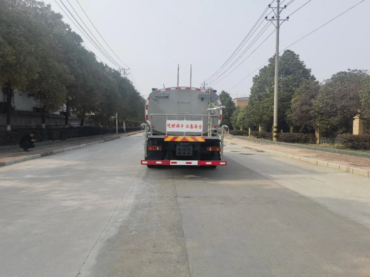 Factory 15 square Sprinkler Water tank Transport Car Anti-corrosion tank Car
