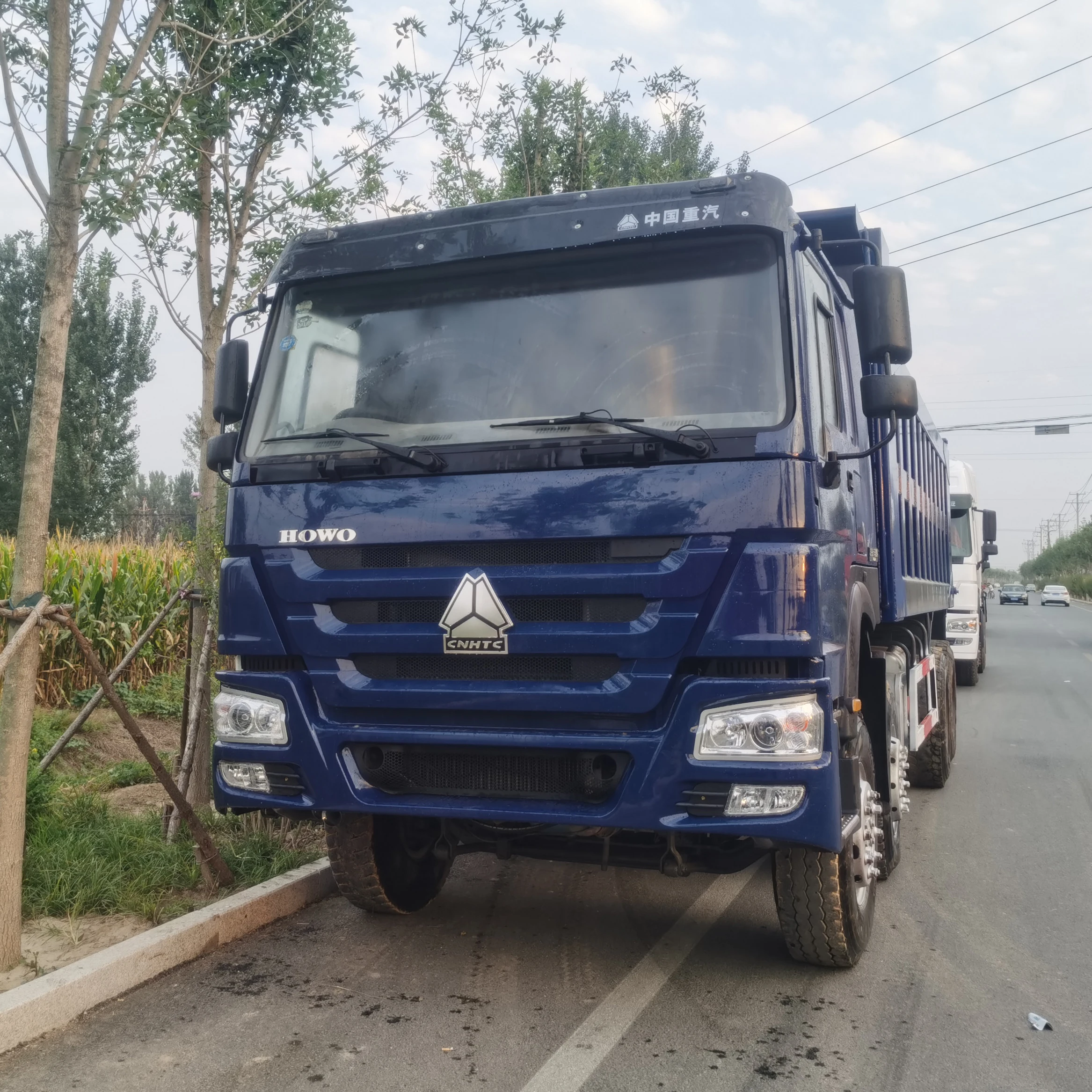 low price used howo dump truck ,8x4 30 ton used tipper truck for sale in shandong