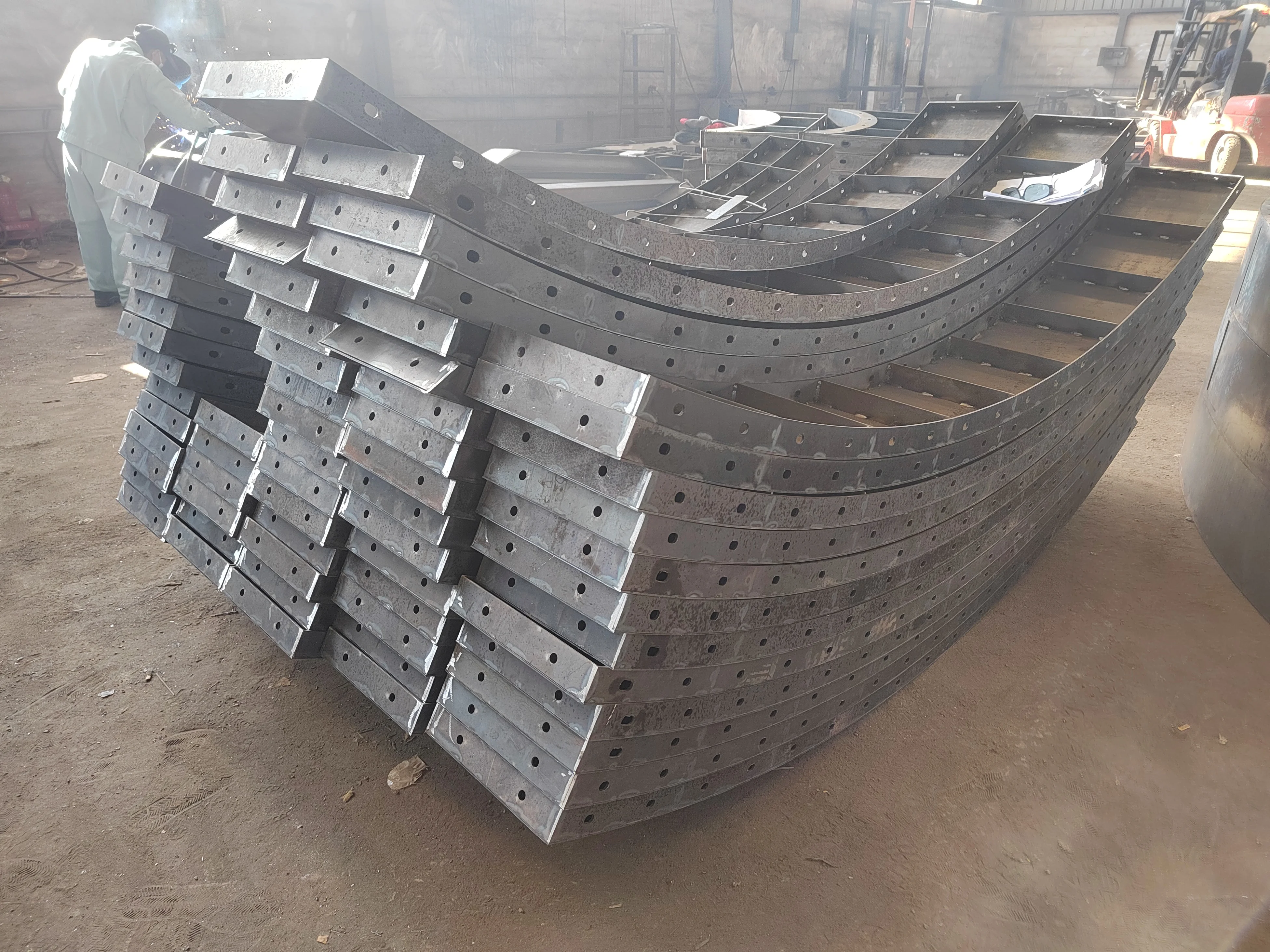 Irregular cylindrical steel formwork Concrete formwork Municipal concrete formwork