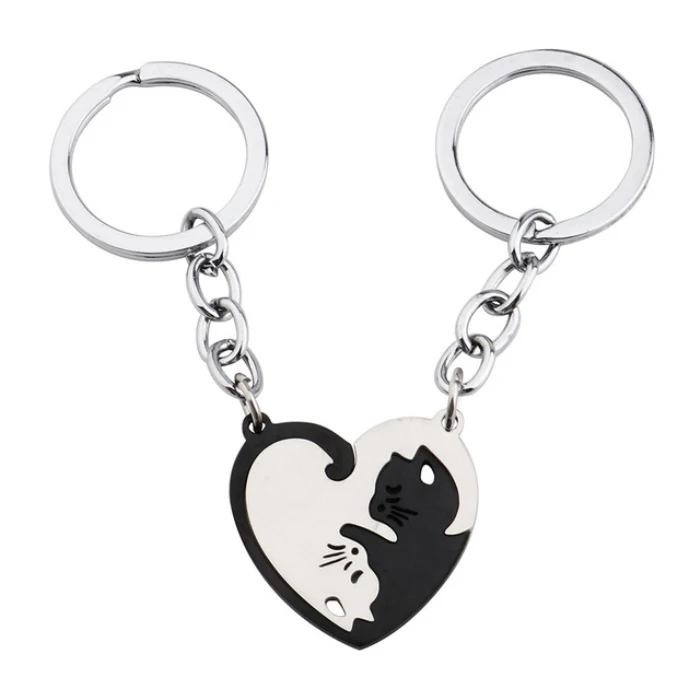 Fashion hot sale romantic creative key chain jewelry stainless steel heart shape couple lover cat stitching keychain for lovers