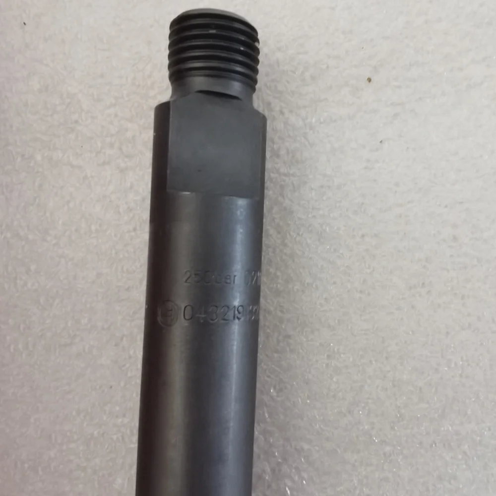 original diesel fuel injector 0432191327 nozzle and holder assembly 02112957 20502189