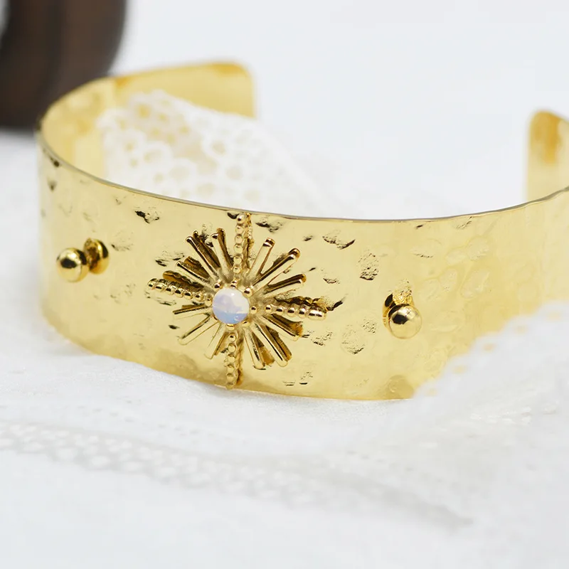 SL24022 Baroque Star Wide Cuff Bangle Bracelets Stainless Steel 18k Gold Plated Fashion Gala Jewelry