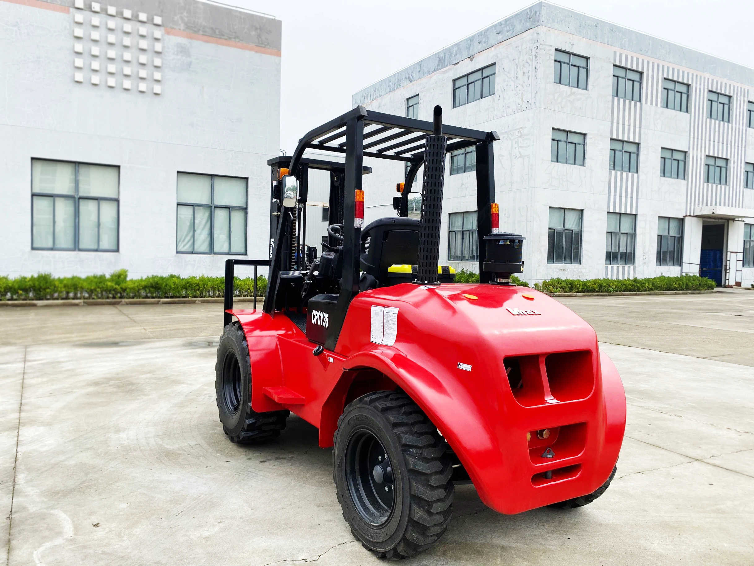 New style rough terrain forklifts