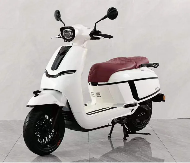 Дешевая цена высокое качество 150 Cc дизайн Yamaha для взрослых бензиновый мопед гоночный мотоцикл