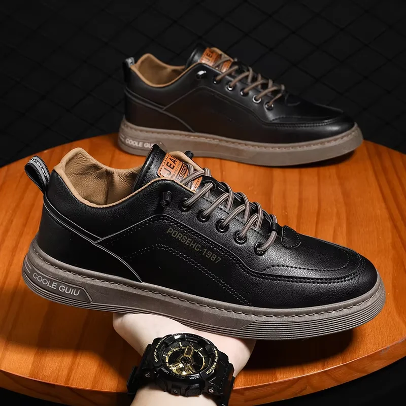 2024 Waterproof Leather Sneakers Shoes Outdoor Leisure Fashion Rend Flat Men Walking Style Shoes