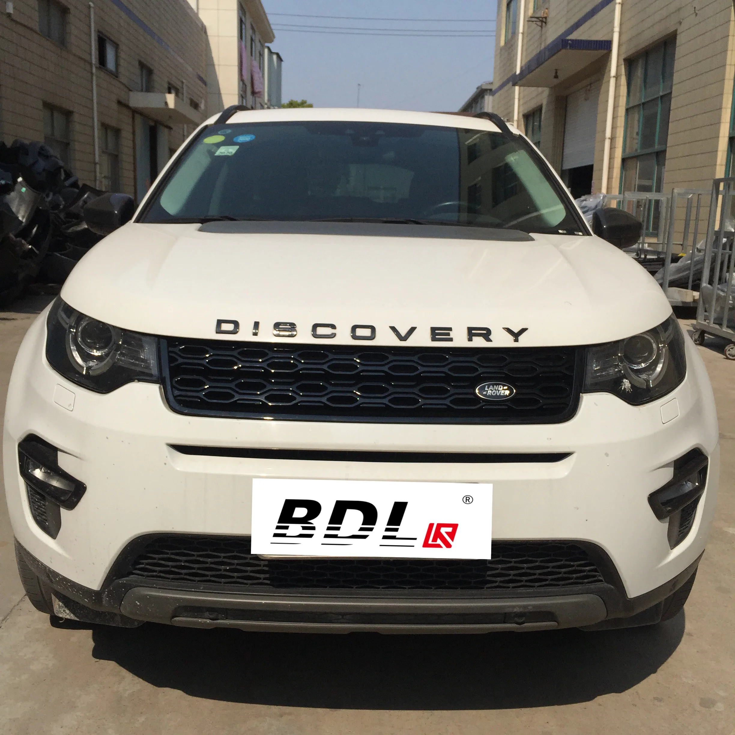
 Передняя решетка для Discovery Sport 2016-2019, обновление до 2020, от компании BDL в Чанчжоу  