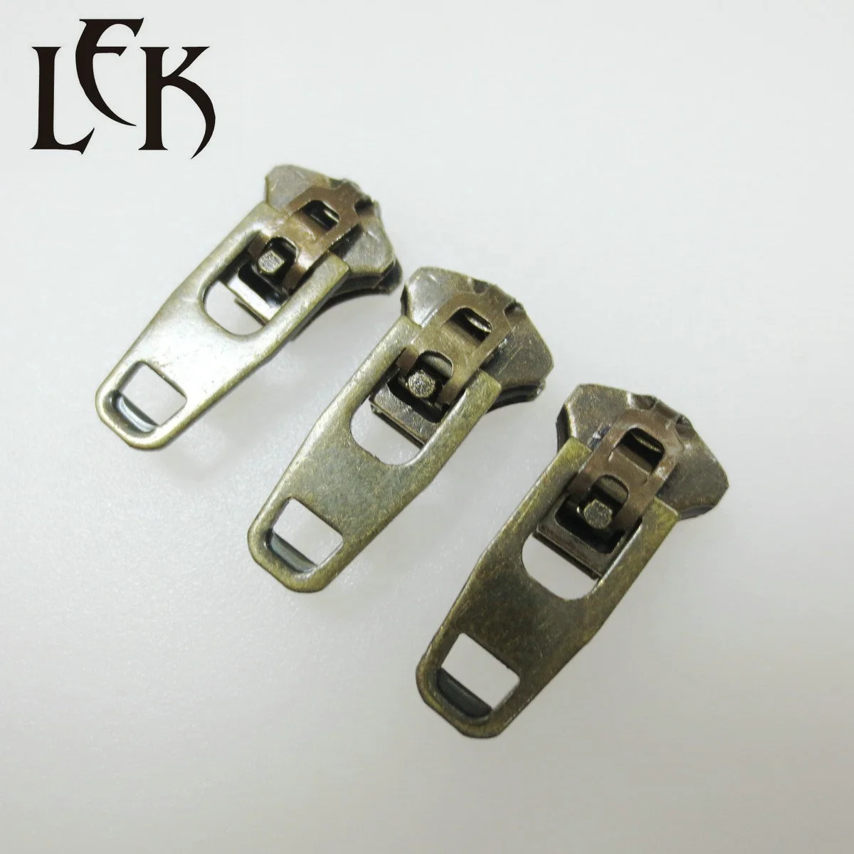 Non-magnetic ss zipper pull head automatic lock clothing jeans metal zippers puller 3yg slider stainless steel 45 yg zip slider